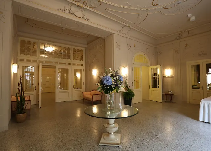 Grandhotel Ambassador Narodni Dum 4*