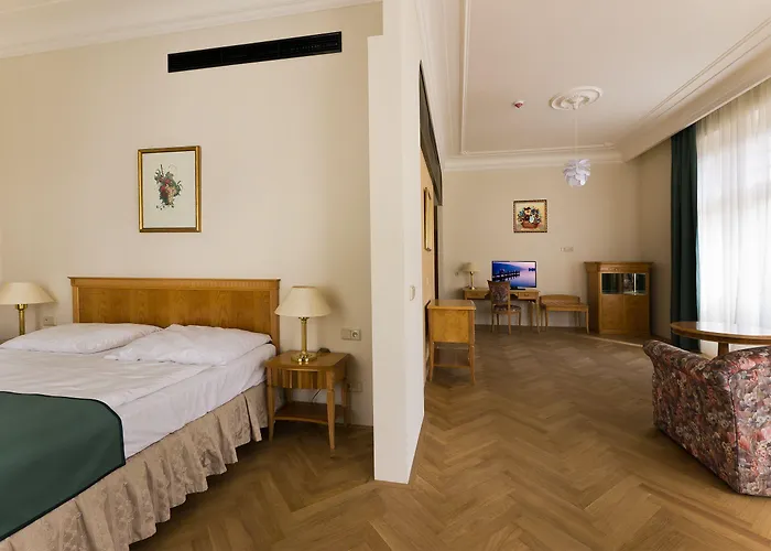 Grandhotel Ambassador Narodni Dum Отель