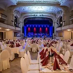 Grandhotel Ambassador Narodni Dum ホテル カルロヴィ・ヴァリ