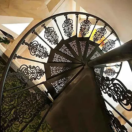 Grandhotel Ambassador Narodni Dum ホテル