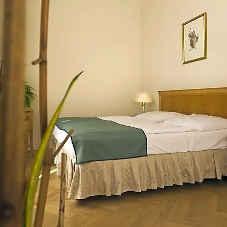 Hotel Grandhotel Ambassador Narodni Dum 4*