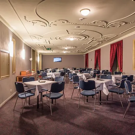 Grandhotel Ambassador Narodni Dum 4*