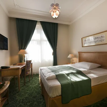 Grandhotel Ambassador Narodni Dum 4*